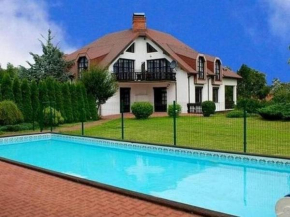 Large holiday villa with pool, Brenna